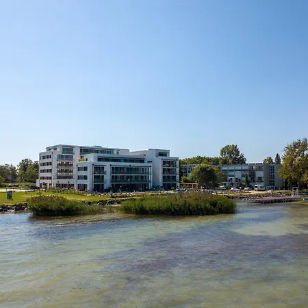 Lakeside דירה *